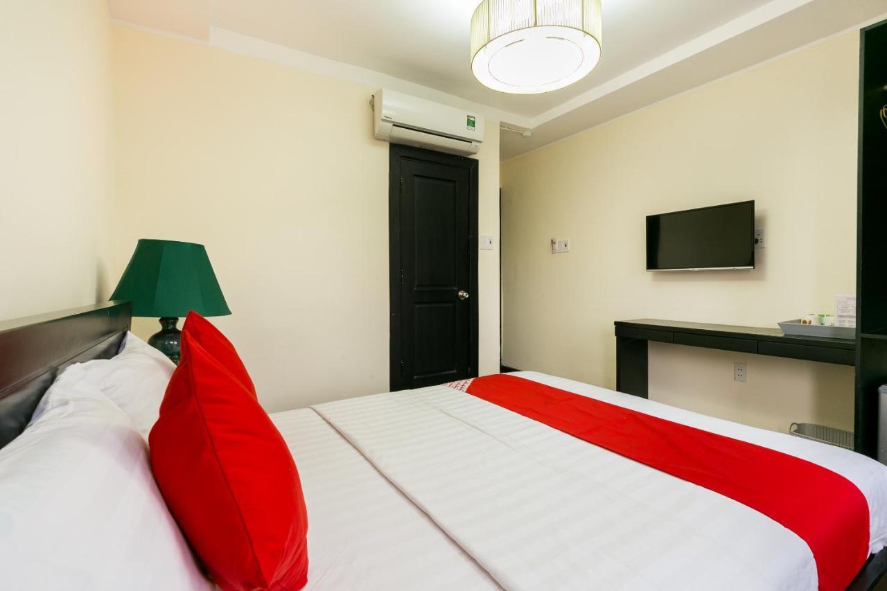 Oyo 438 Small Bay Hotel Ciudad Ho Chi Minh  Exterior foto